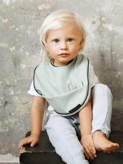 Bavoir Avec Poche ELODIE DETAILS Vert Pâle/lapin (mineral Green - Elodie Details -Produits Pour Bébés Magasin bavoir avec poche elodie details 2