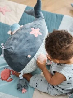 Grande Peluche D'activités SOUS L'OCÉAN Gris - Vertbaudet 9 Grande Peluche D'activités SOUS L'OCÉAN Gris - Vertbaudet -Produits Pour Bébés Magasin grande peluche dactivites sous locean 3