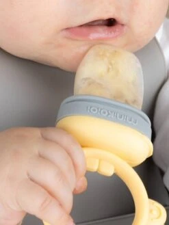 Grignoteur MINIKOIOI Baby Pulp En Silicone Tilleul/gris - Minikoioi -Produits Pour Bébés Magasin grignoteur minikoioi baby pulp en silicone 3