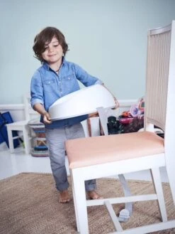 Rehausseur De Chaise BABYBJORN Blanc - Baby Bjorn -Produits Pour Bébés Magasin rehausseur de chaise babybjorn 1