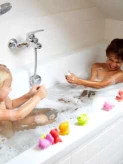 Set De 10 Aspergeurs De Bain Animaux Multicolore - Vertbaudet 9 Set De 10 Aspergeurs De Bain Animaux Multicolore - Vertbaudet -Produits Pour Bébés Magasin set de 10 aspergeurs de bain animaux 2